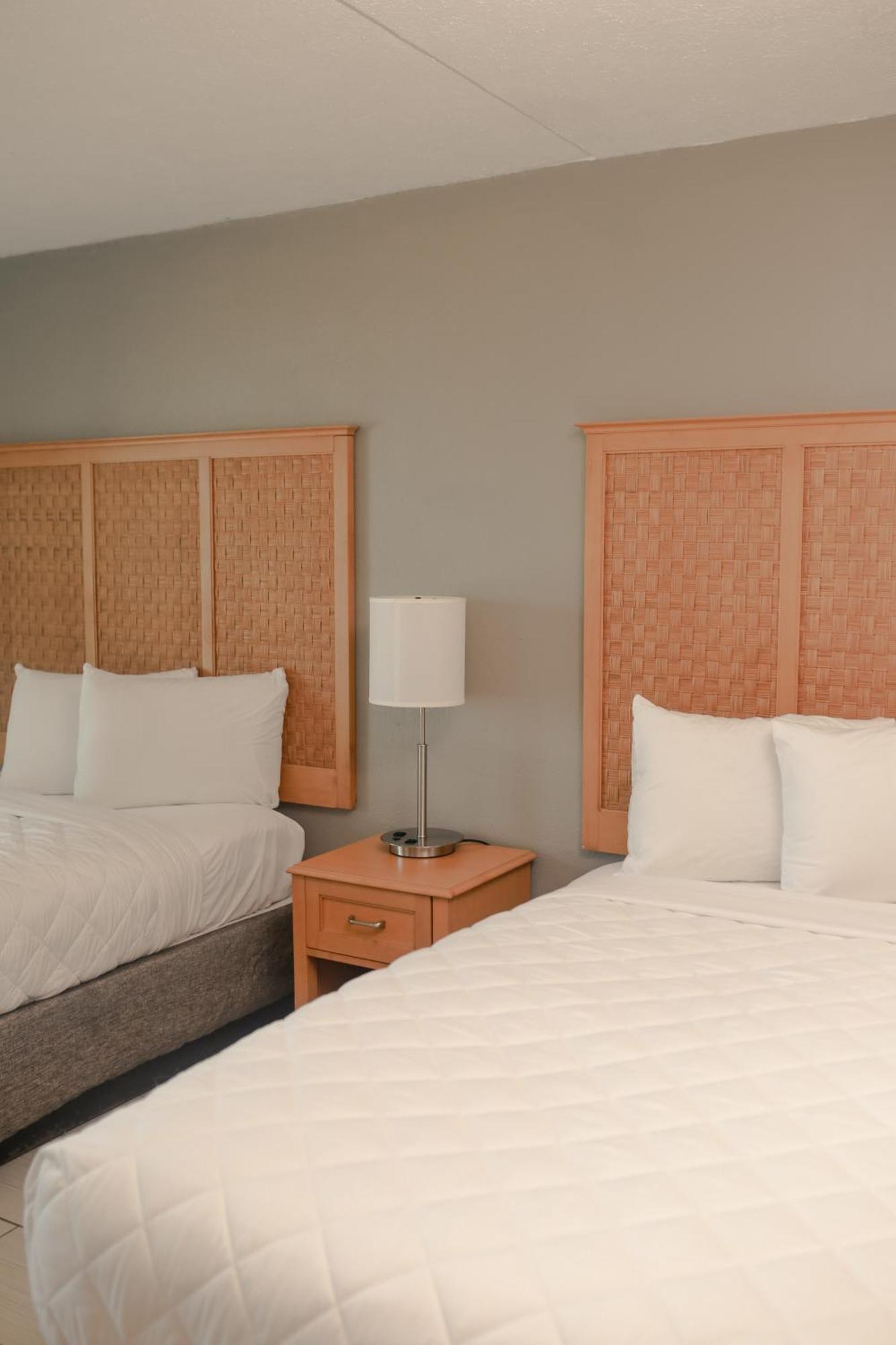 Hotel Southern Breeze Ocean Front 3*