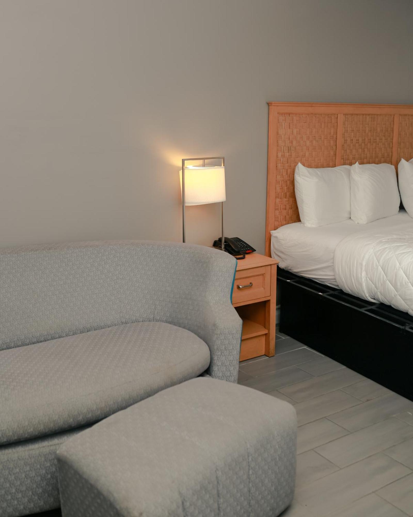 Hotel Southern Breeze Ocean Front 3*