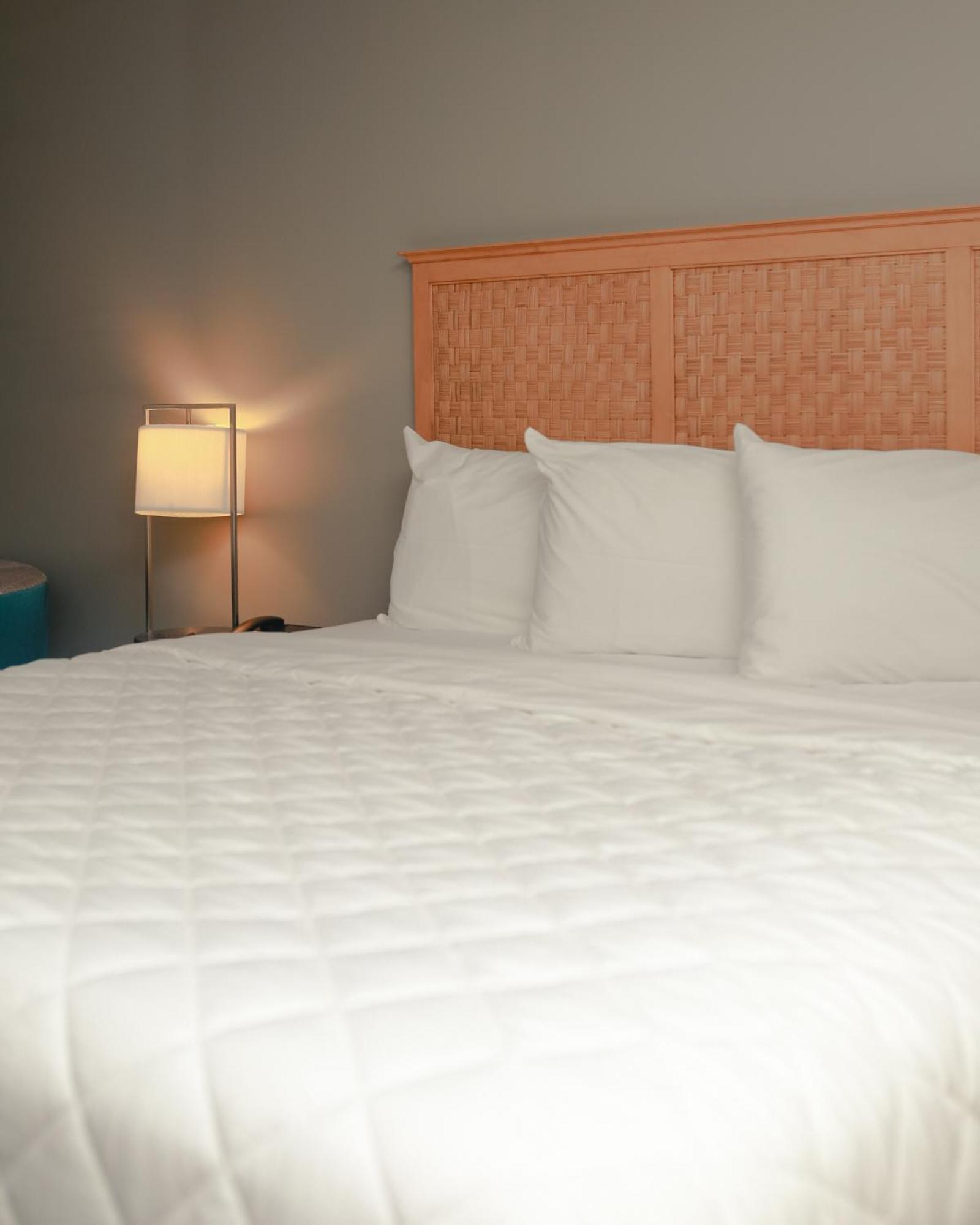 Southern Breeze Ocean Front Hotel